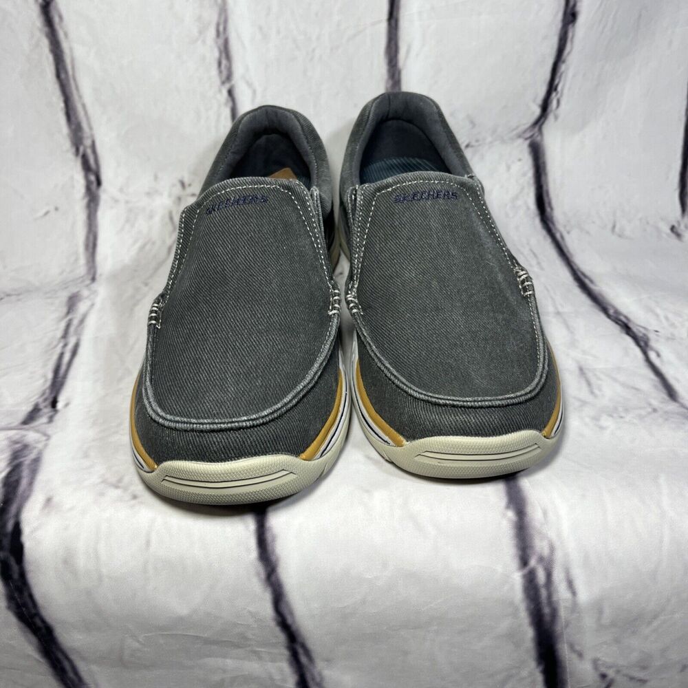 Men’s Skechers Vintage Wash Relaxed Loafer 64109 BLK Size 9 US New No Box